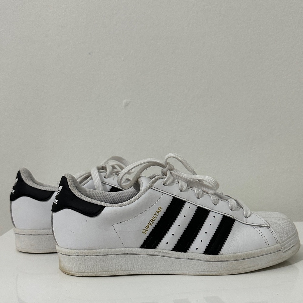 Adidas Superstar Originals White - Black Stripes  6.5 in Men’s Size- 7.5 Women